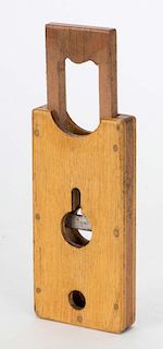 Finger Chopper. London: Lewis Davenport & Co., ca. 1940. The blade of a small guillotine passes thro
