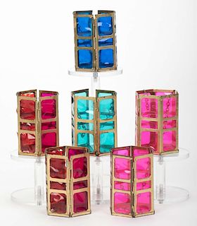 Six Lanterns from Hat. London: Davenports, ca. 1933. Set of six collapsible lanterns the magician pr