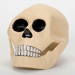 Talking Skull. London: Insull for Lewis Davenport, ca. 1950. Painted papier-mдch_ skull that answers