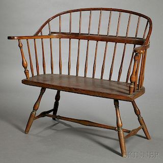 Small Bow-back Windsor Settee
