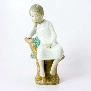 Little Boy Thinking 1004876 - Lladro Porcelain Figure
