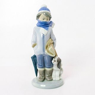 Winter 1005220 - Lladro Porcelain Figure