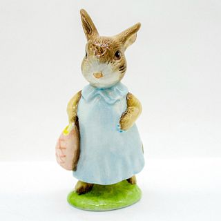 Mrs. Flopsy Bunny - Royal Albert - Beatrix Potter Figurine