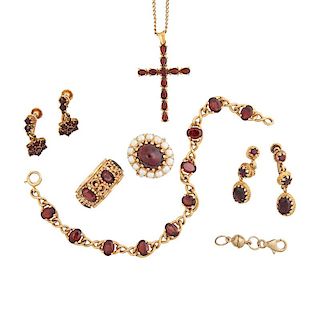 COLLECTION OF GARNET & YELLOW GOLD JEWELRY