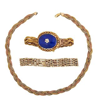 COLLECTION OF ANTIQUE OR MODERN GOLD JEWELRY