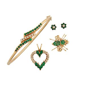 COLLECTION OF EMERALD, DIAMOND & YELLOW GOLD JEWELRY