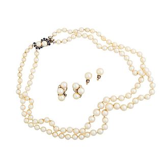 SALTWATER CULTURED PEARL NECKLACE, EARRINGS