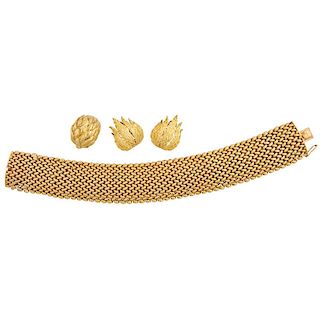 YELLOW GOLD JEWELRY FOUR PIECE ASSEMBLED SUITE
