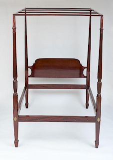 FEDERAL CARVED MAHOGANY TALL-POST BEDSTEAD, C. 1800
