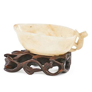 CHINESE JADE CUP WITH FIGURATIVE HANDLE