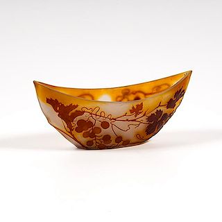 Gallé Cameo Glass Bowl 