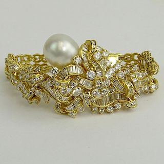 Fine Quality Approx. 14.50 Carat Multi Cut Diamond, 15mm South Sea Pearl and 18 Karat Yellow Gold Bracelet.