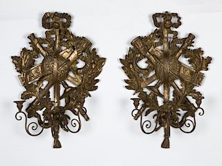 Pair of Continental carved and giltwood sconces