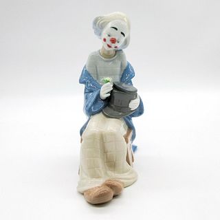 Nao by Lladro Figurine, Little Clown In Love