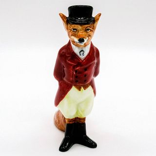 Huntsman Fox D6448 - Royal Doulton Figurine