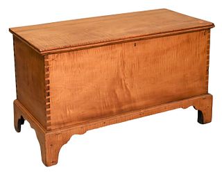 Chippendale Tiger Maple Lift Top Chest