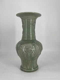 Large Longquan Kiln floral vase