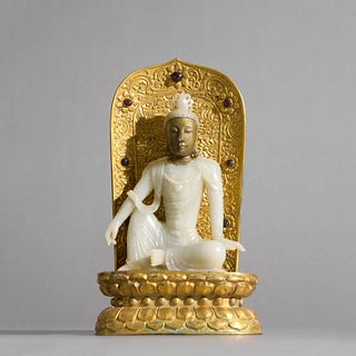 Carved Chinese White Jade Seated Guanyin Statue, Qing Dynasty