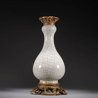 Ge-type gilding vase, Qing Dynasty