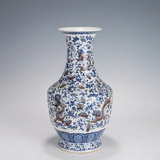 Red under glazed, blue and white vase, Qing Dynasty