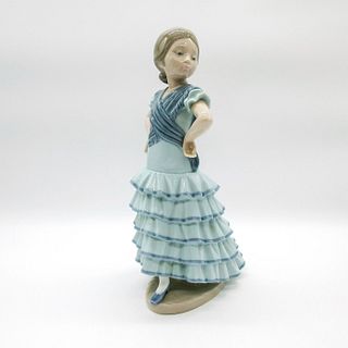 Little Senorita 1005054 - Lladro Porcelain Figurine