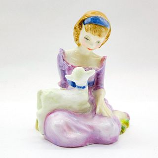 Mary Had A Little Lamb HN2048 - Royal Doulton Figurine