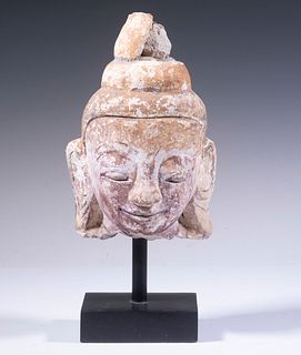 SMALL SANDSTONE 18TH C. BUDDHA HEAD ON MUSEUM STAND, BURMA