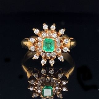70â€™s 18k Emerald Diamond RingÂ 