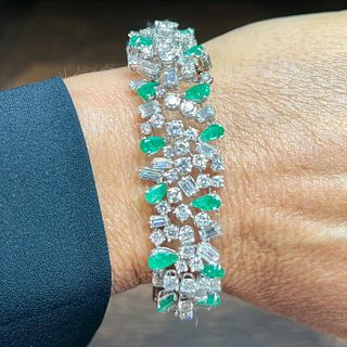 18K White Gold Emerald and Diamond Bracelet