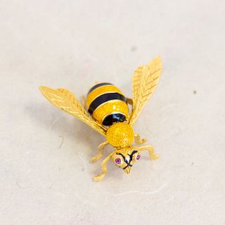 18k Vintage Enamel Bee Pin