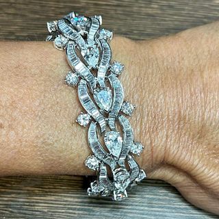 Platinum 39.00 Ct. Diamond Bracelet