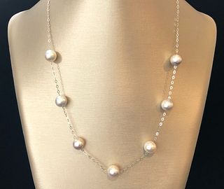 9mm Fine White Akoya Pearl Tin Cup Necklace
