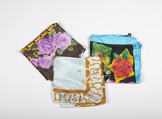Lot of 3 silk scarves - Nina Ricchi, approx 34in x34in
- Krizia, 34in x34in
- Dolce & Gabanna, 34in x 34in