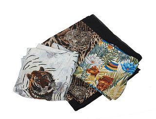 Lot of 3 vintage animal print silk scarves - Oscar de la Renta, approx 33in x 33in
- Franco Ferrari, approx 55in x 55in
- Fendi, approx 55in x 55in