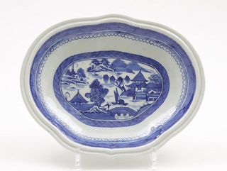 Canton Kidney Shaped Vegetable Bowl, 19th Century