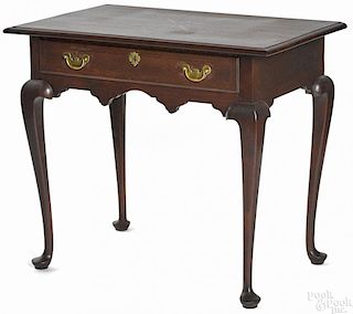 Frank Auspitz, York, Pennsylvania Queen Anne style dressing table with a star inlaid top, 29'' h.