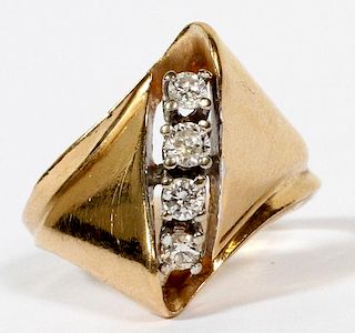 LADY'S 14 KT YELLOW GOLD AND DIAMOND RING
