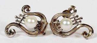CULTURED PEARL & STERLING SILVER EAR CLIPS PAIR