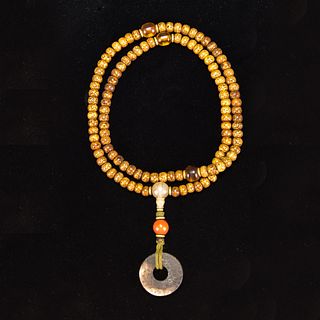 STRING OF 108 XINGYUE PUTI BEADS WITH ARCHAIC JADE PENDANT, QIJIA CULTURE 