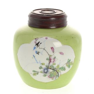 Chinese apple green porcelain jar