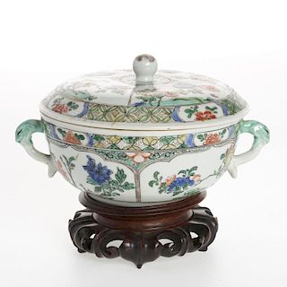 Chinese famille vert porcelain bowl and cover
