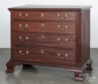 Pennsylvania Chippendale mahogany chest of drawers, ca. 1770, 34'' h., 37 1/4'' w.