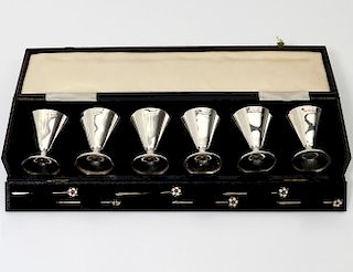 SET OF SIX STERLING SILVER CORDIALS IN A CASE