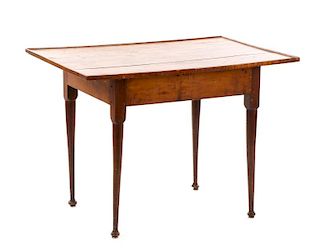 American Queen Anne Maple Tray Top Tea Table