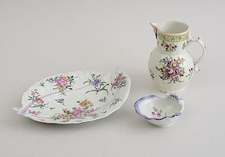 GROUP OF THREE FLORAL-DECORATED PORCELAIN TABLE ARTICLES