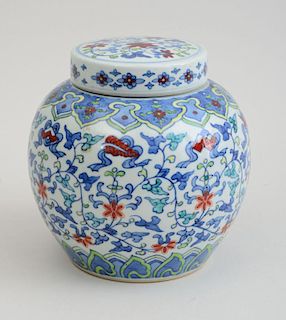 CHINESE DOUCAI STYLE PORCELAIN JAR AND COVER