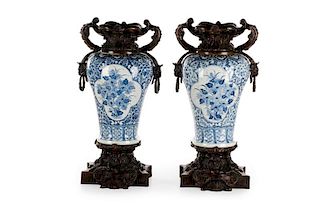 Pair Of Maitland Smith Chinoiserie Style Urns