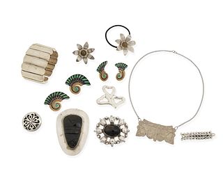 A mixed group of Mexican silver jewelry