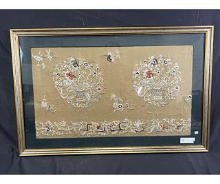 18th CENTURY CHINESE SILK EMBROIDERY IN FRAME