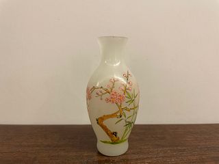 Republic of China Porcelain Vase